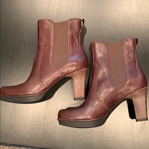 Anevia Chelsea Brownie Boots